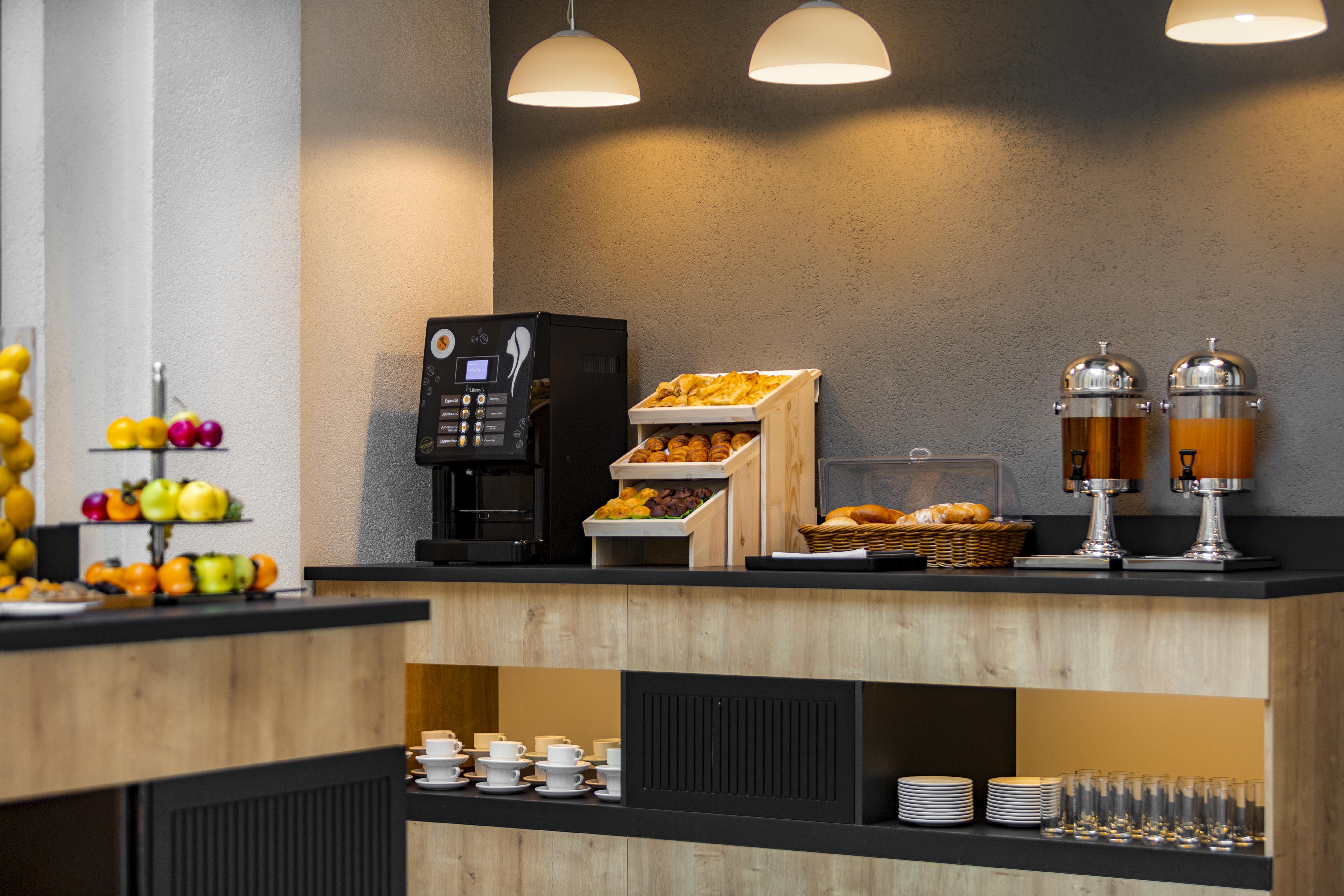 Citadines Centre 4*